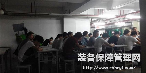 苹果中国血汗工厂：一个月加班109小时 没假期